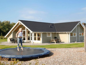 Four-Bedroom Holiday home in Hemmet 2